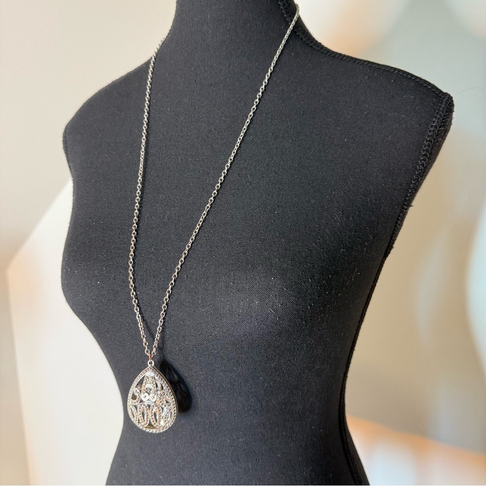 Silver Toned Necklace Teardrop Birdcage Pendant Reddish Hue Rhinestones Filagree - Picture 3 of 8